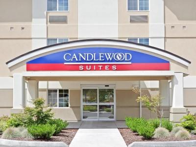 Candlewood Suites Oak Harbor, An Ihg Hotel Экстерьер фото