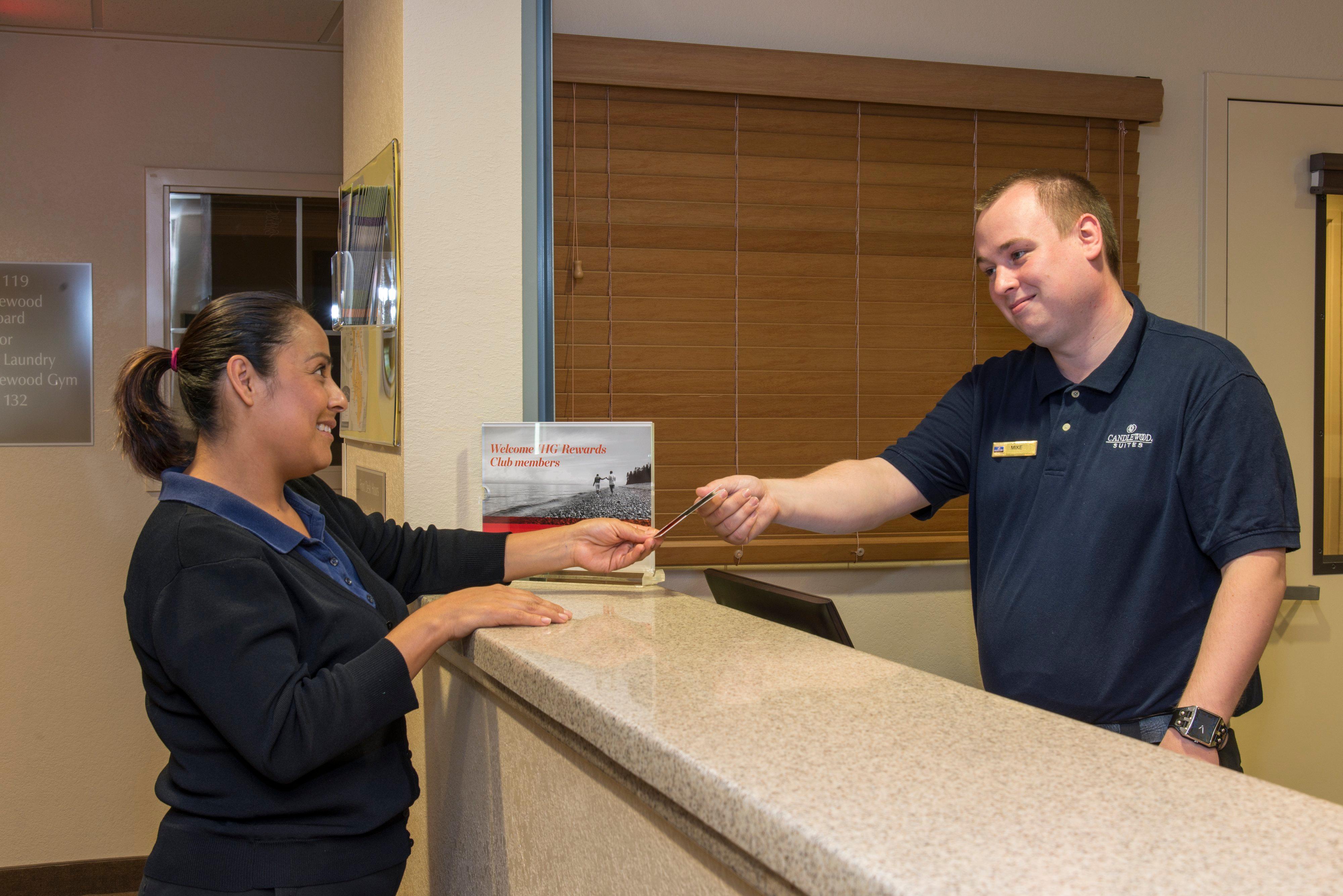 Candlewood Suites Oak Harbor By Ihg Экстерьер фото